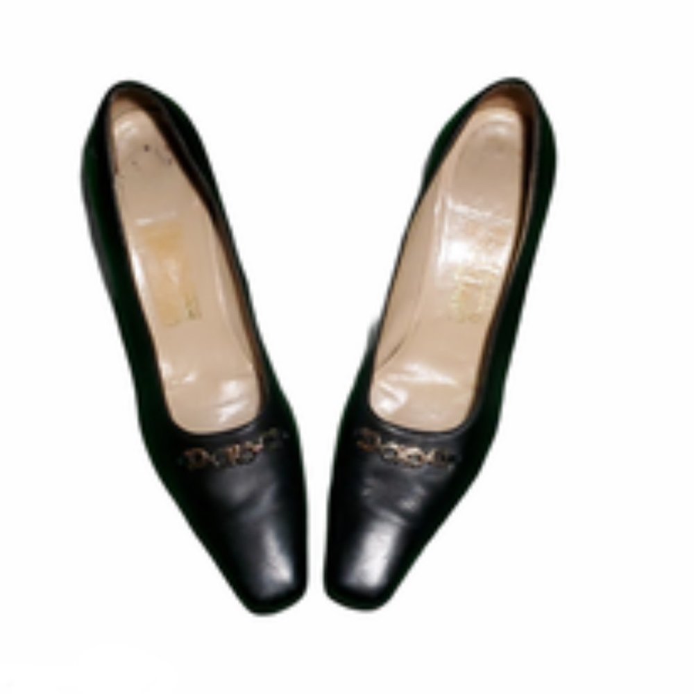 Vintage Salvatore Ferragamo Pumps Sz 11